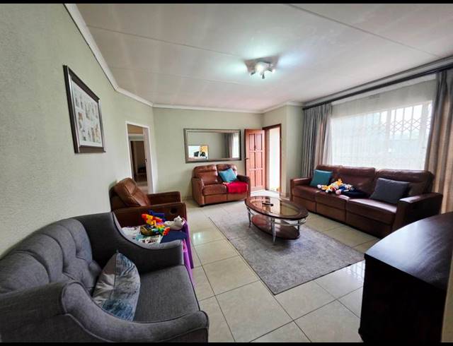 3 BEDROOM HOUSE FOR SALE IN NOORDWYK